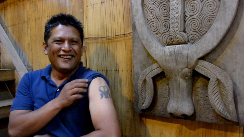 Art Cafe Aras - Dagmar HOLUB meets Aras PARURA, Toraja Sulawesi