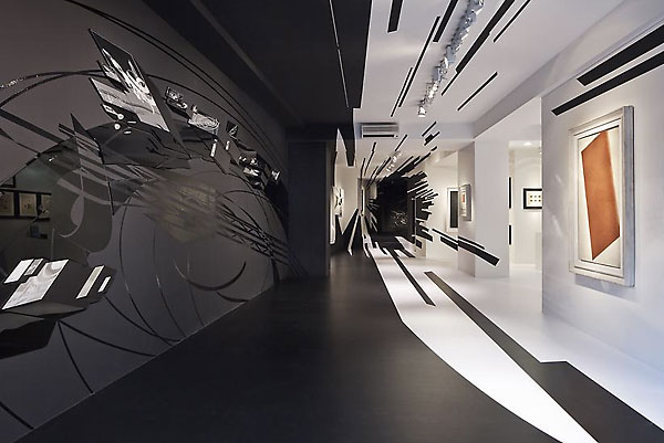 Galerie Gmurzynska, Zurich, Switzerland. Photograph Courtesy of Galerie Gmurzynska.