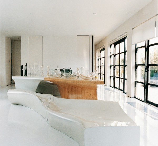 Zaha Hadid's Clerkenwell Penthouse. Courtesy of Architectural Digest, Spain, May 2008. Photograph by Alberto Heraz.